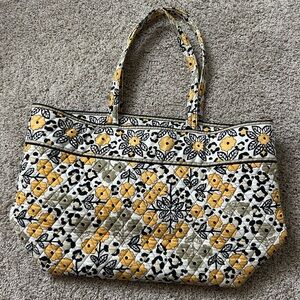 Vera Bradley Grand tote